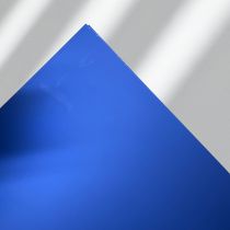AL605-010 Alumiinilevy – Eloksoitu Matta Sininen. Vaalea laserjälki 1000 x 500 x 1 mm